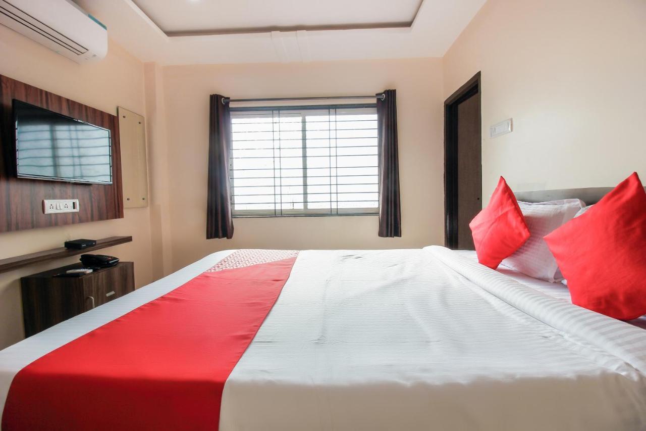 Oyo 66942 Venus Residency Hotel Lalaguda Luaran gambar